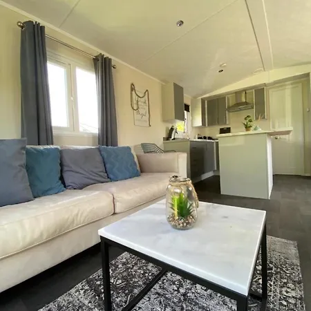 Pur, O4 Neues Natureingebunden, Familien- Und Hundefreundlich Eingezaeunt *