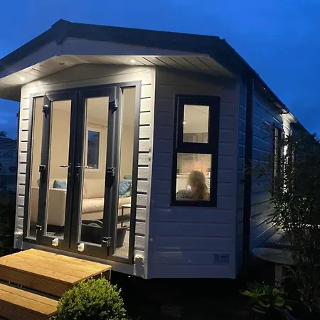 Pur, O4 Neues Natureingebunden, Familien- Und Hundefreundlich Eingezaeunt 칼란트소그