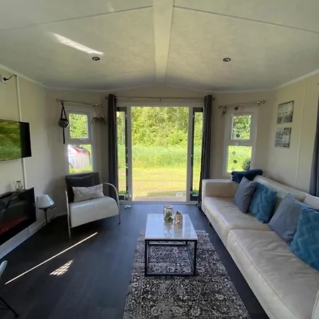 Pur, O4 Neues Natureingebunden, Familien- Und Hundefreundlich Eingezaeunt 펜션