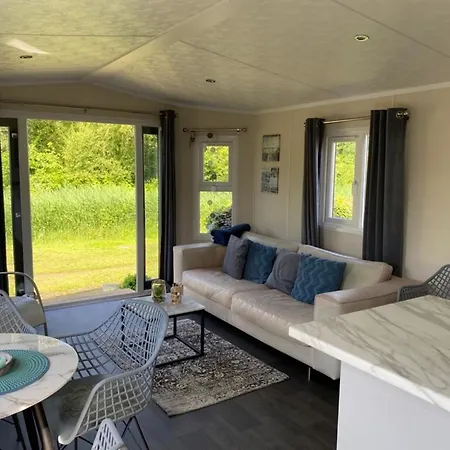 Holiday home Pur, O4 Neues Natureingebunden, Familien- Und Hundefreundlich Eingezaeunt *